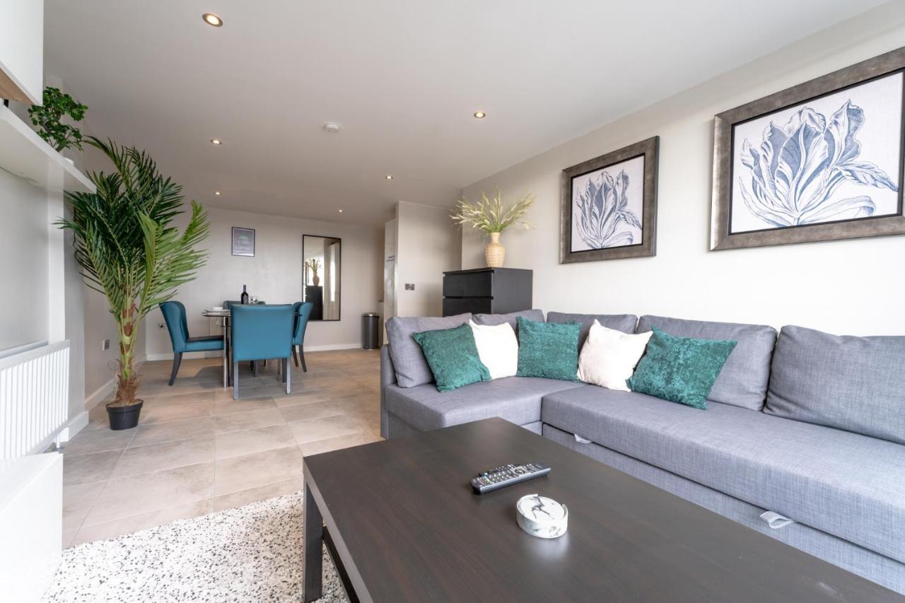 Apartamento Quarters: 10th Floor Gem *
