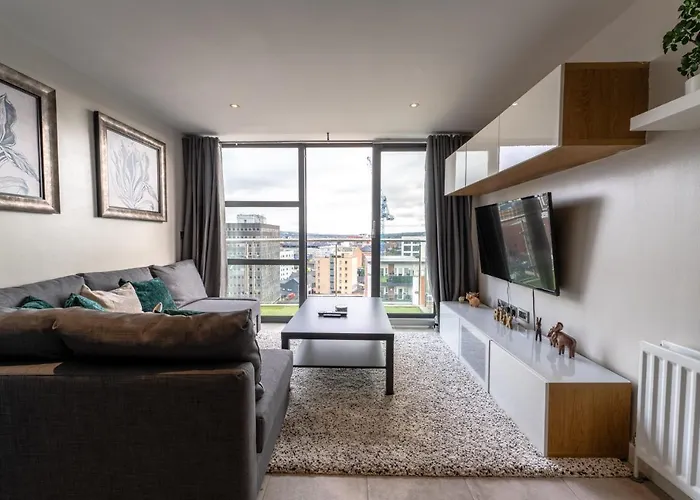 Belfast Quarters: 10Th Floor Gem